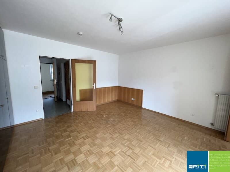 Wohnung mit Loggia im Süden zweiter Stock Aufzug