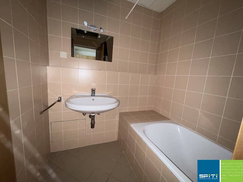 Wohnung mit Loggia im Süden zweiter Stock Aufzug
