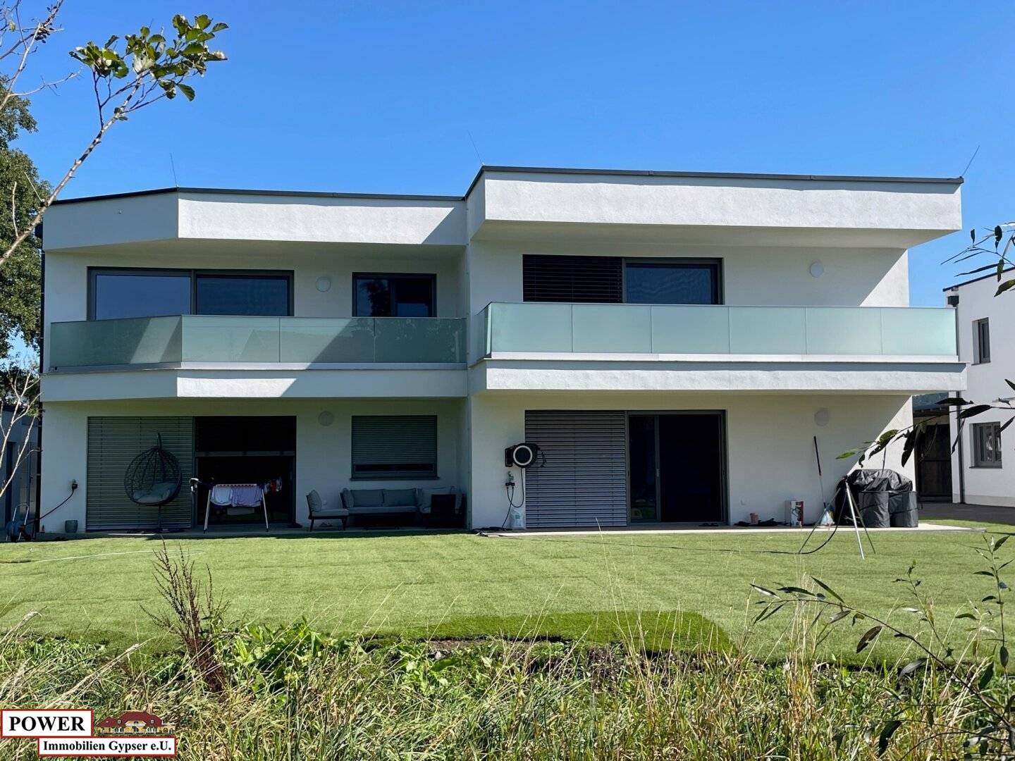 PI BAU builds a stylish solid bungalow for you in a short construction time