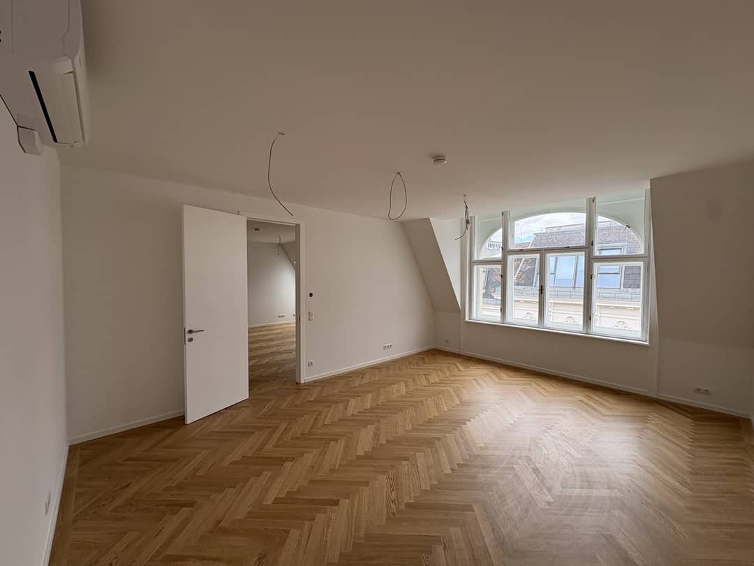 Dachgeschosswohnung mit Dachterrasse und Lift