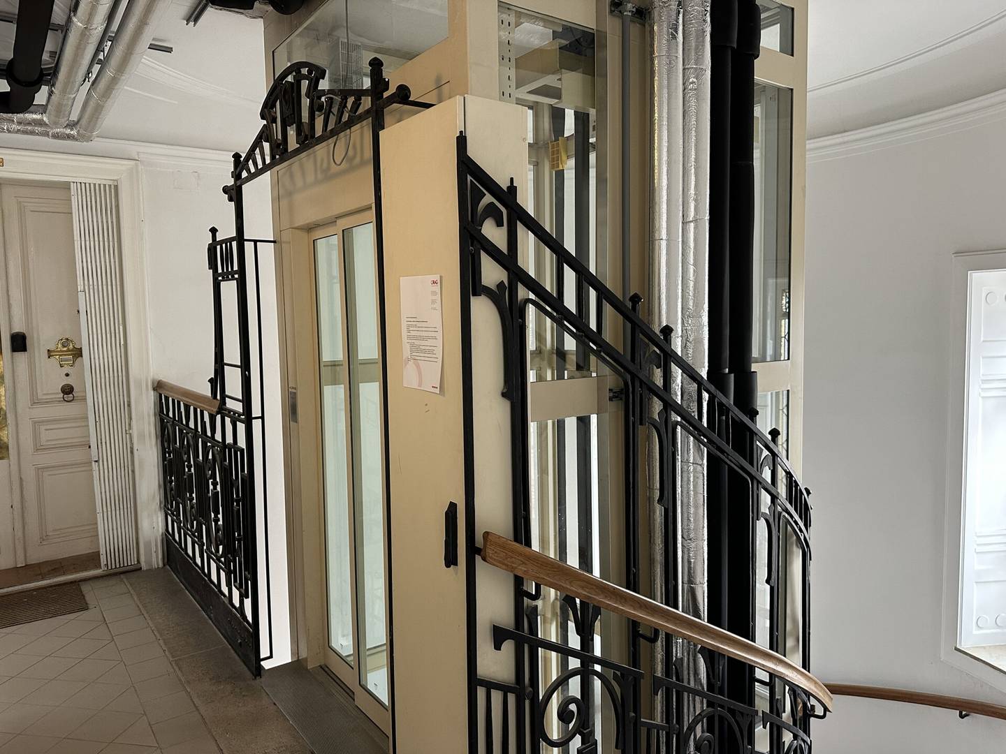 Dachgeschosswohnung mit Dachterrasse und Lift