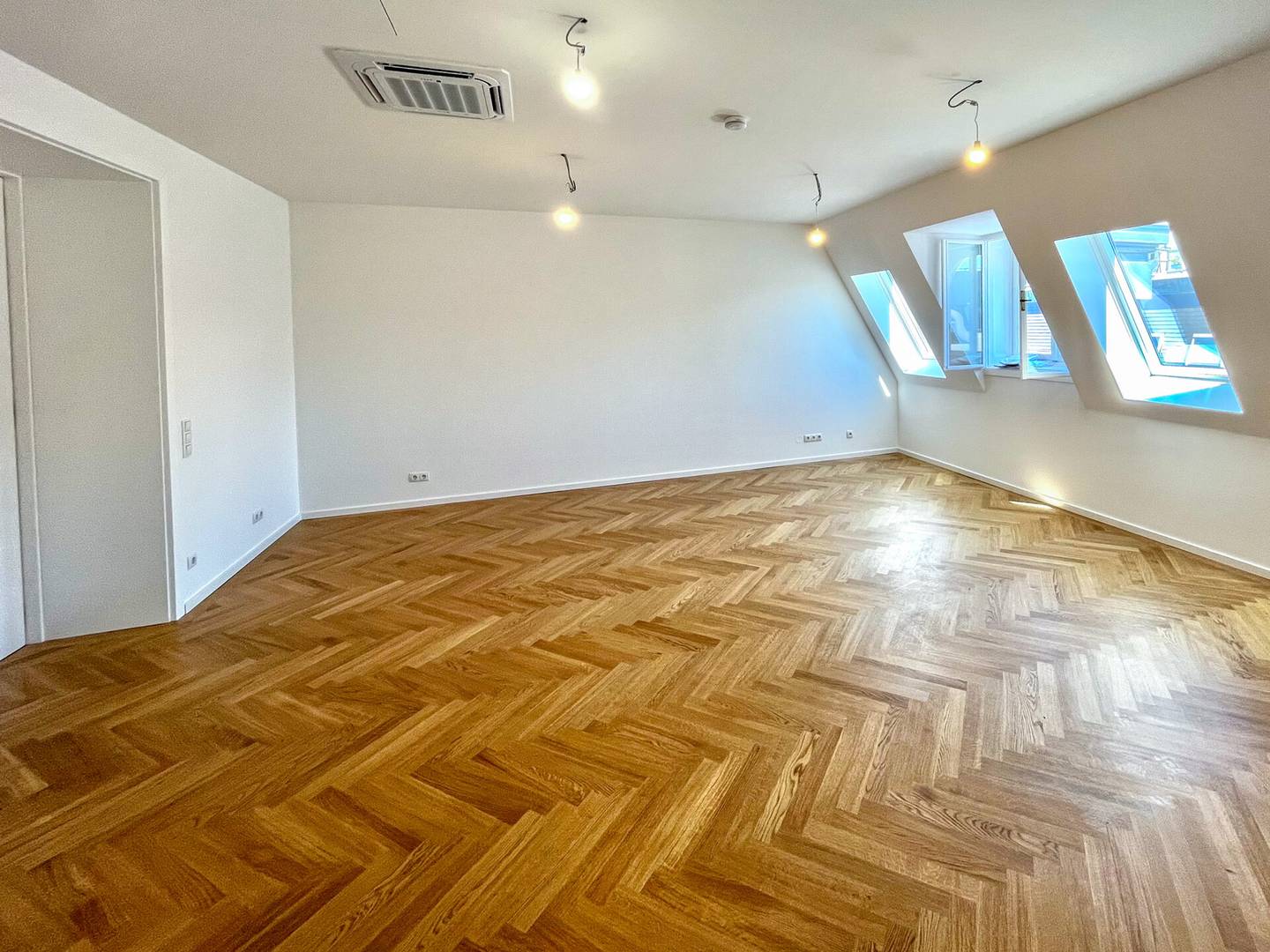 Dachgeschosswohnung mit Dachterrasse und Lift