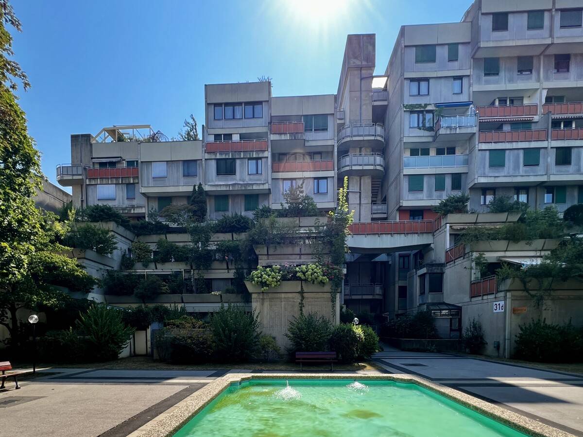 Gepflegte Wohnung mit zwei Terrassen und Aufzug