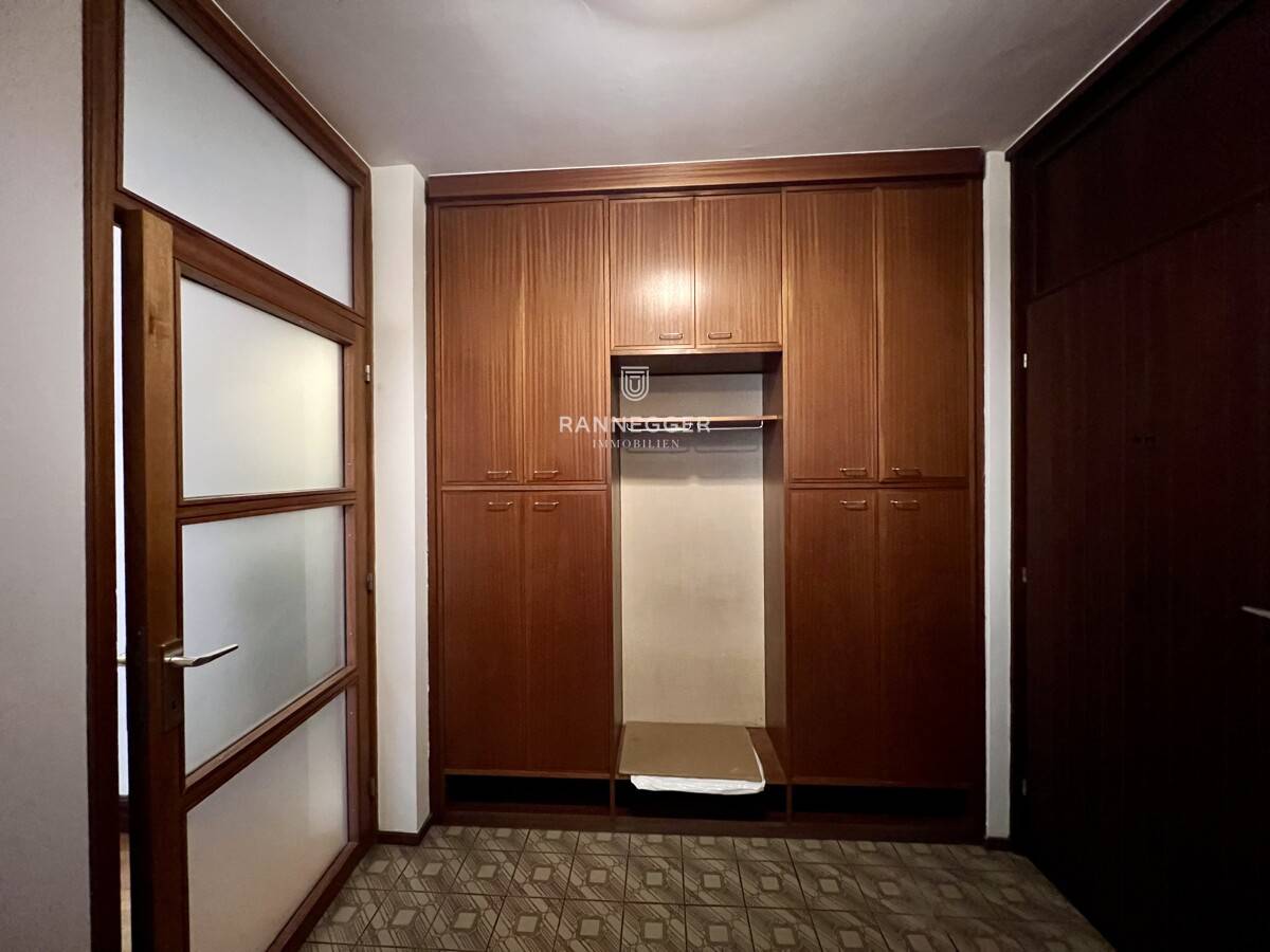 Well kept apartment with two terraces and an elevator