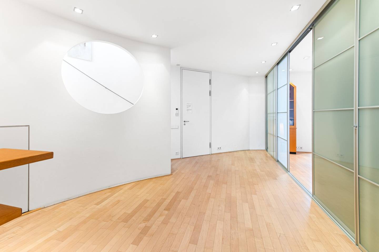 Top floor apartment with rooftop garden and Karlskirche view