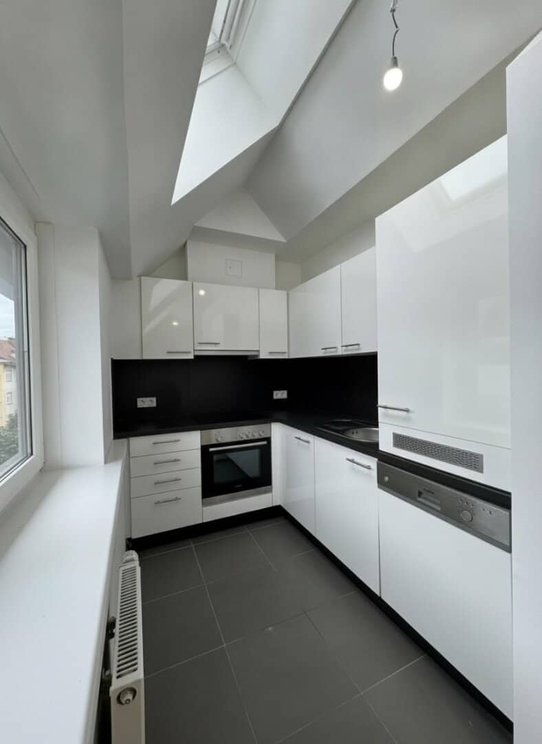 Lichtdurchflutete Maisonettewohnung mit Klimaanlage