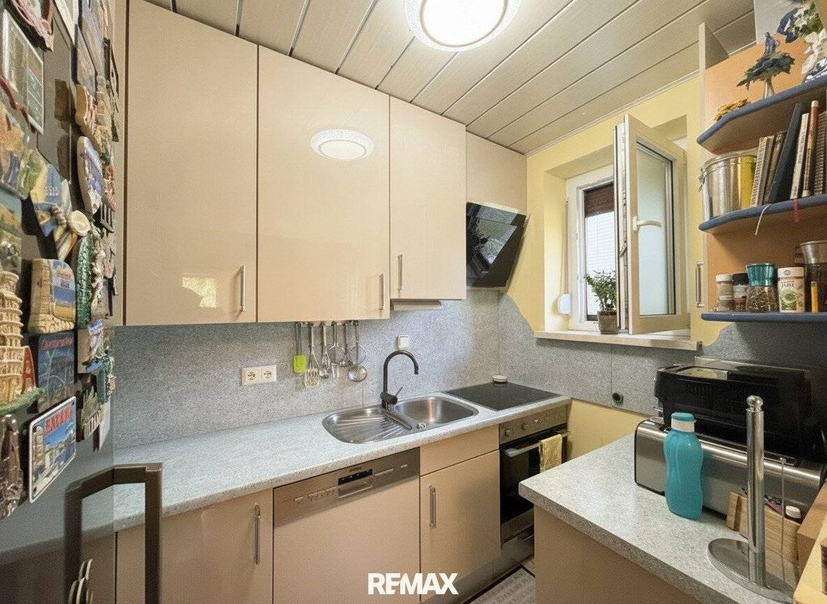 Wohnung mit Grünblick und frisch modernisiert