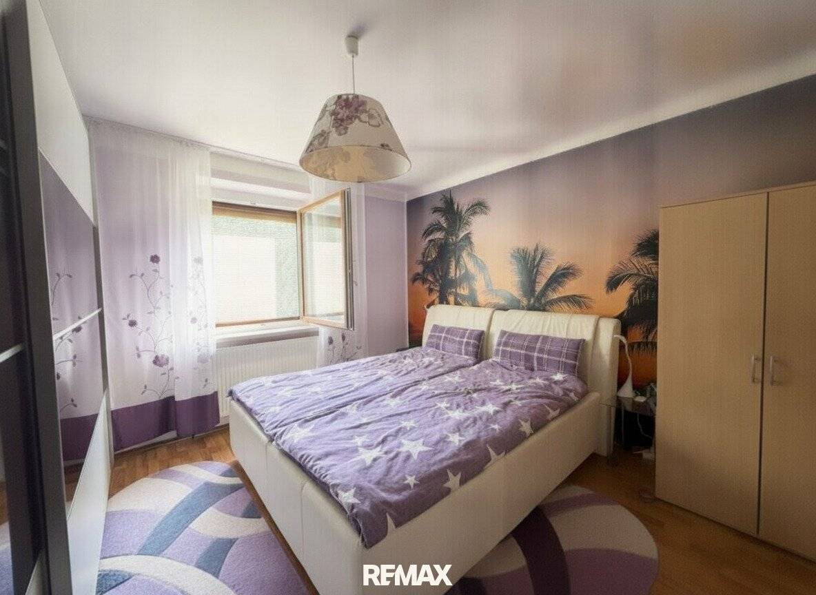 Wohnung mit Grünblick und frisch modernisiert
