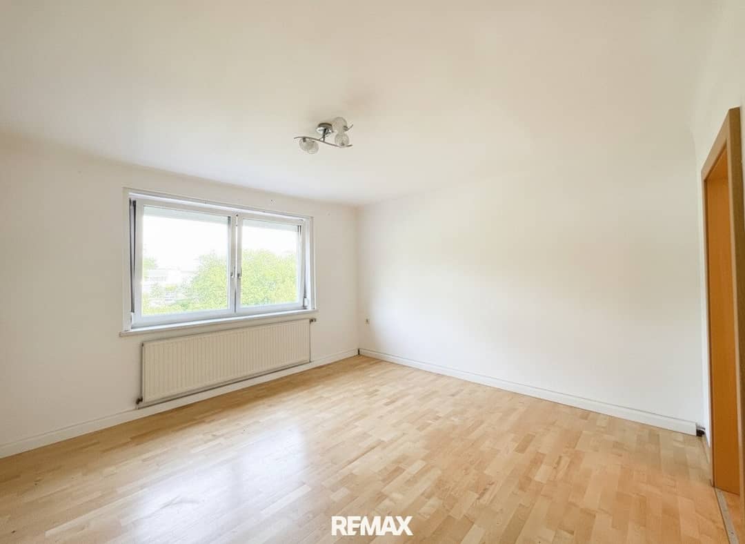 Wohnung mit Grünblick und Garage sowie Kamin
