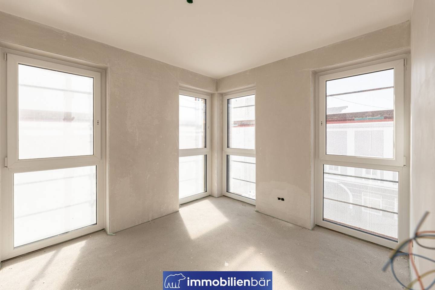 First occupancy new build apartment in center
