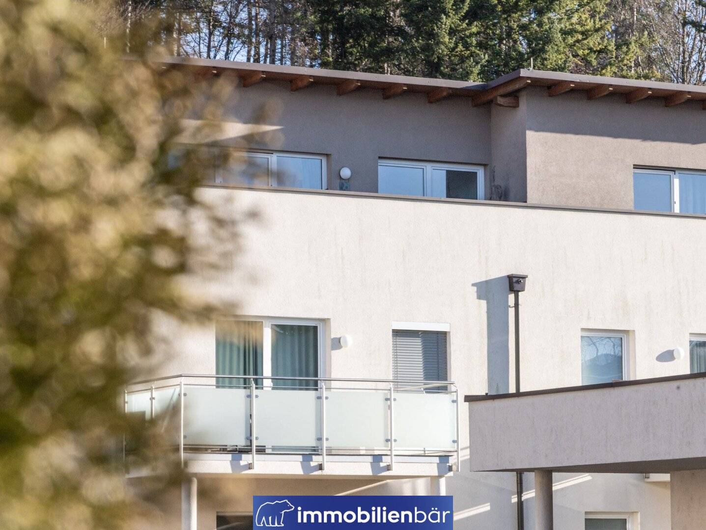 Anlegerwohnung renditestark kernsaniert mit Balkon