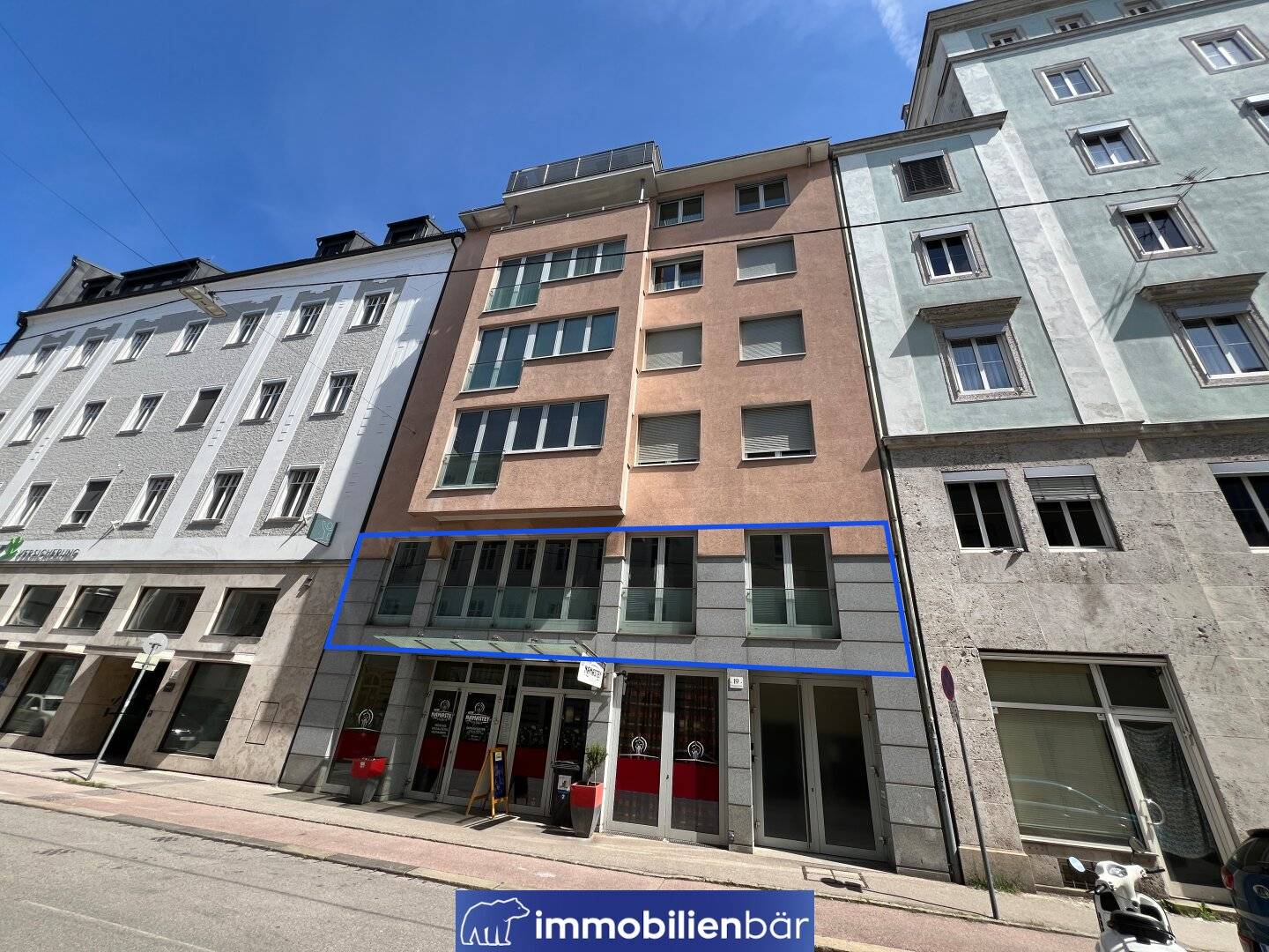 Air-conditioned studio in central Linz with elevator