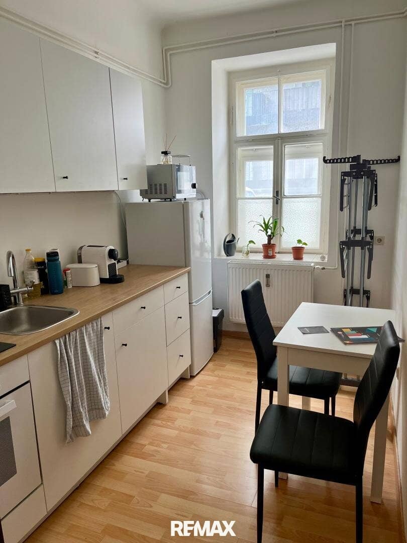 Wohnung nahe Universität hell und gut geschnitten