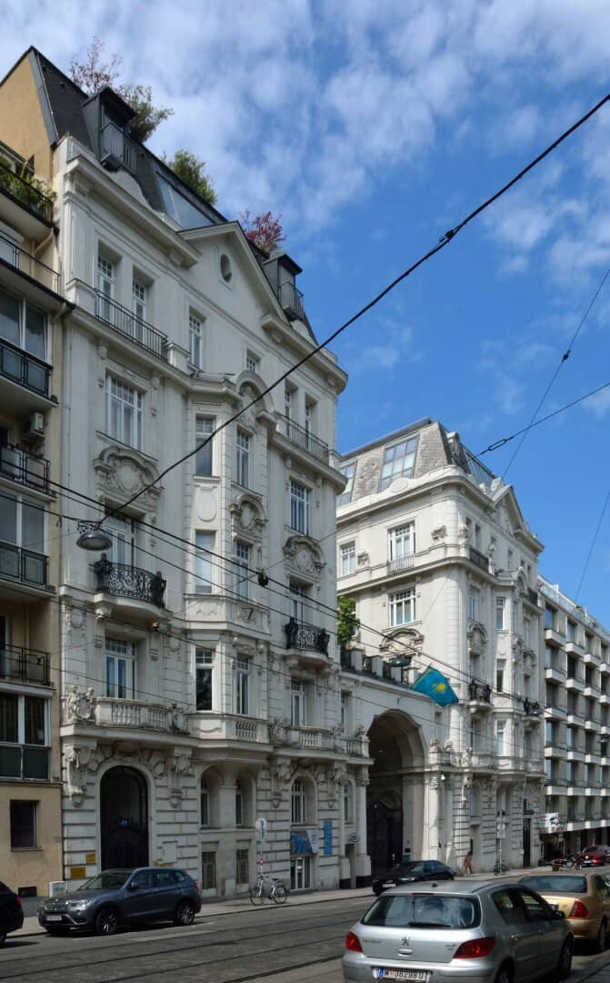 Apartment Stylish historic style near Belvedere