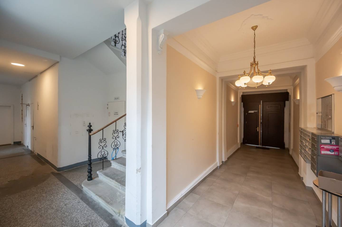 Renovated old building Ottakring with kitchen