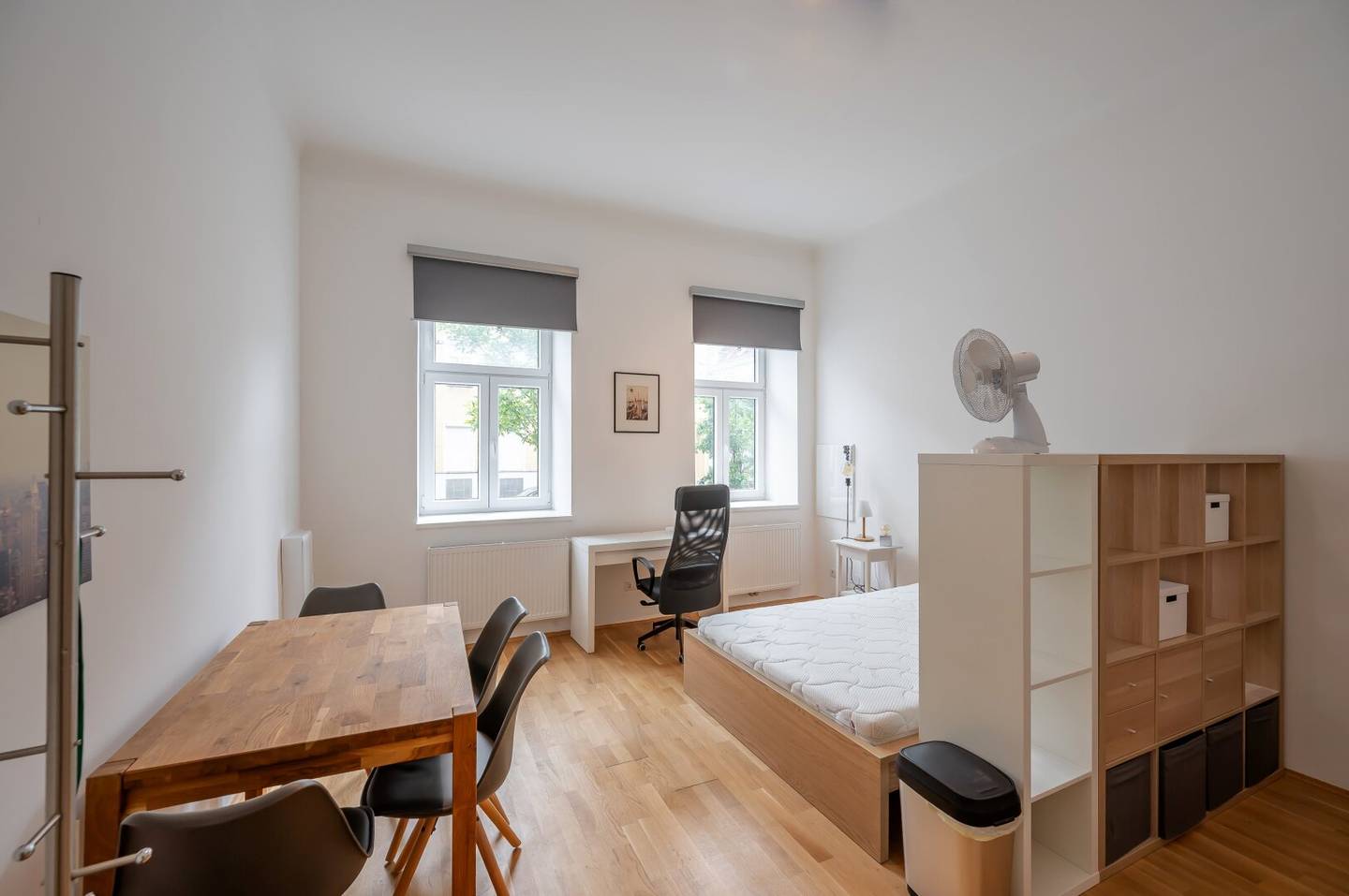 Renovated old building Ottakring with kitchen