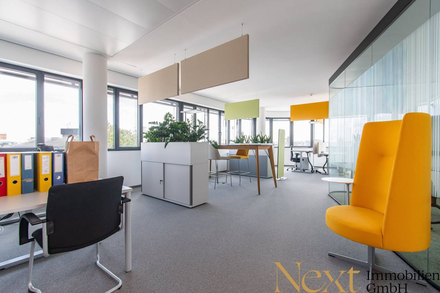 Bright Office Space with Elevator and Reception in Linz