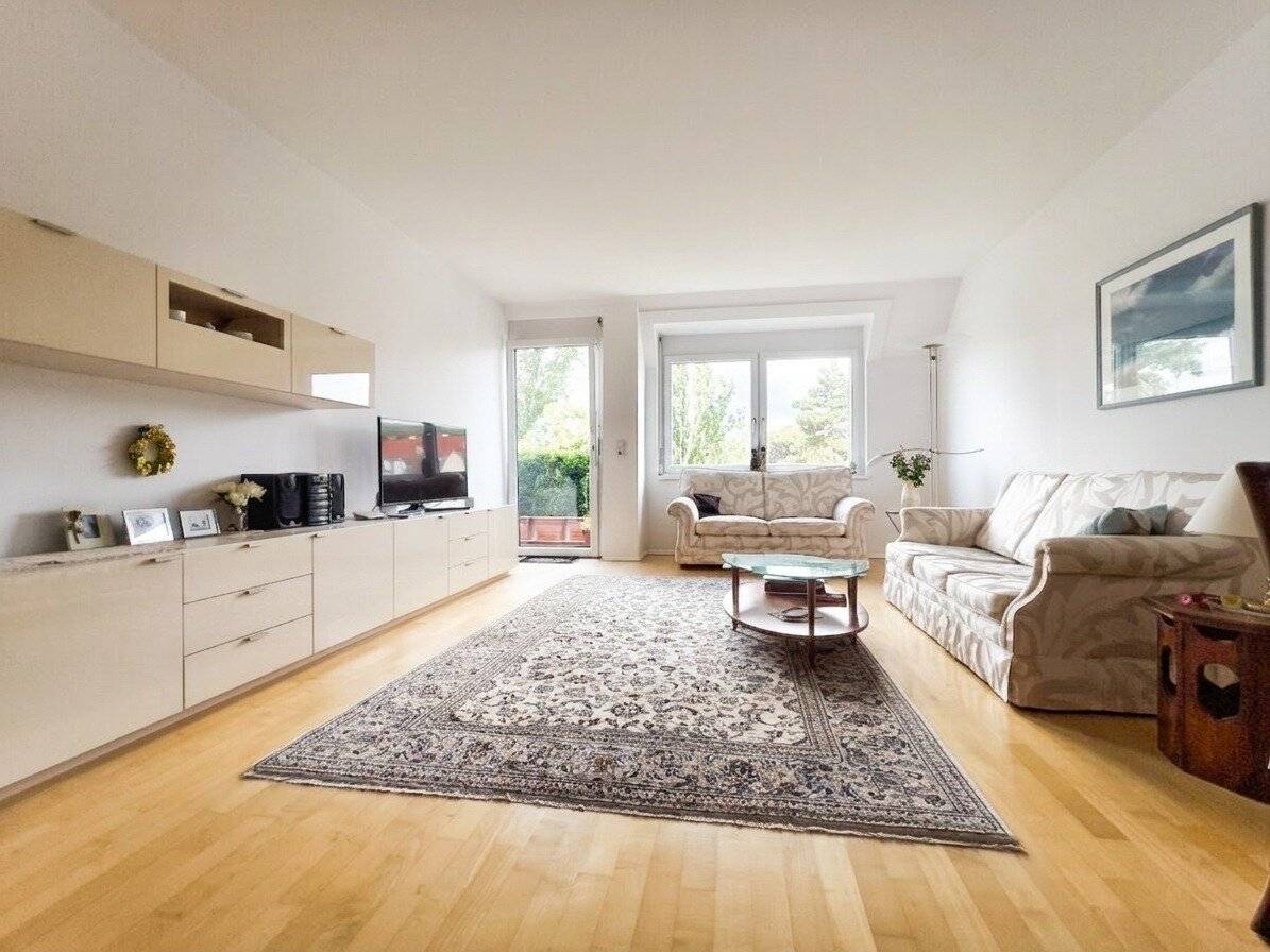Wohnung mit Westbalkon und Garage