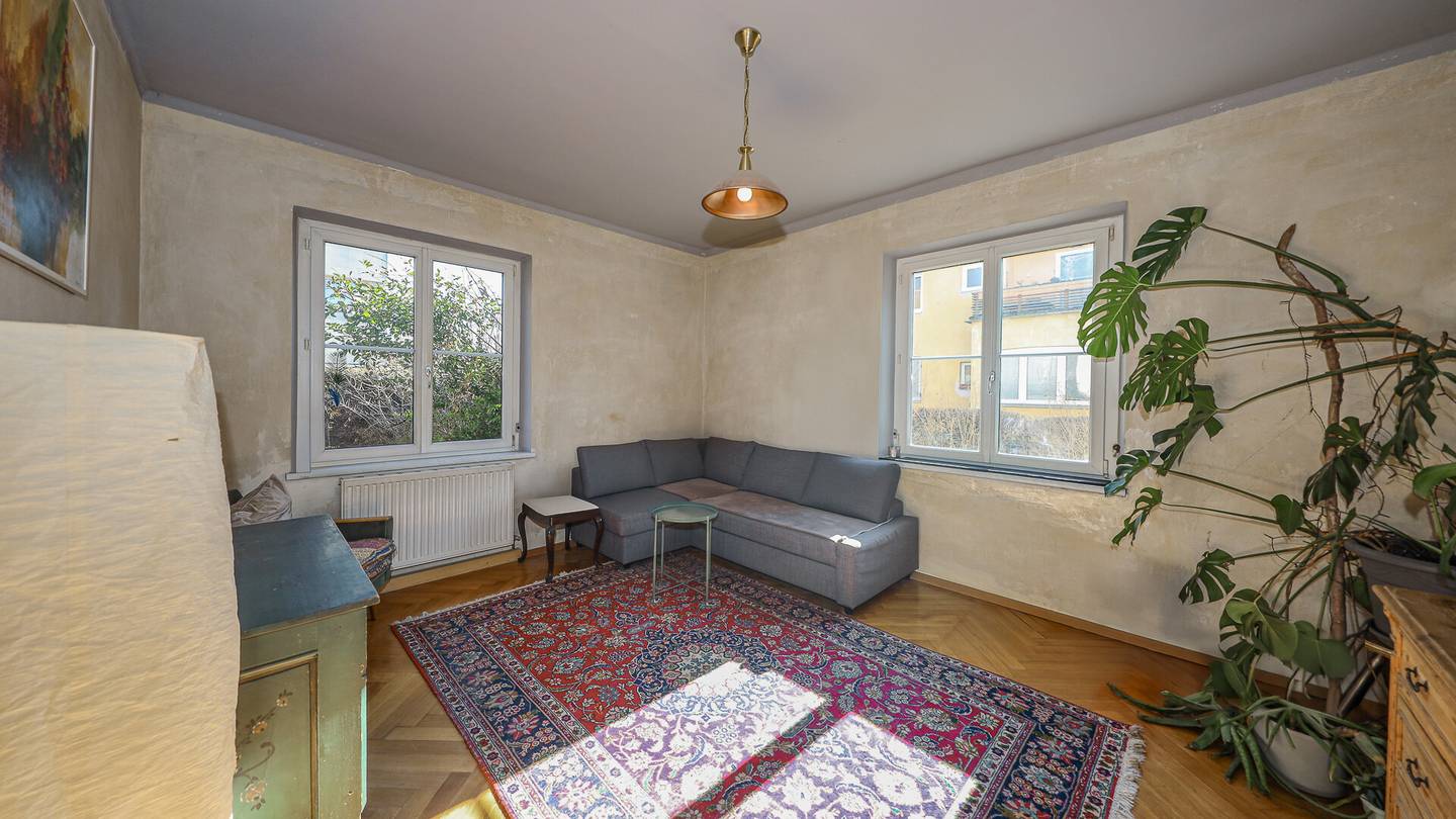 Ground floor apartment with garden and veranda