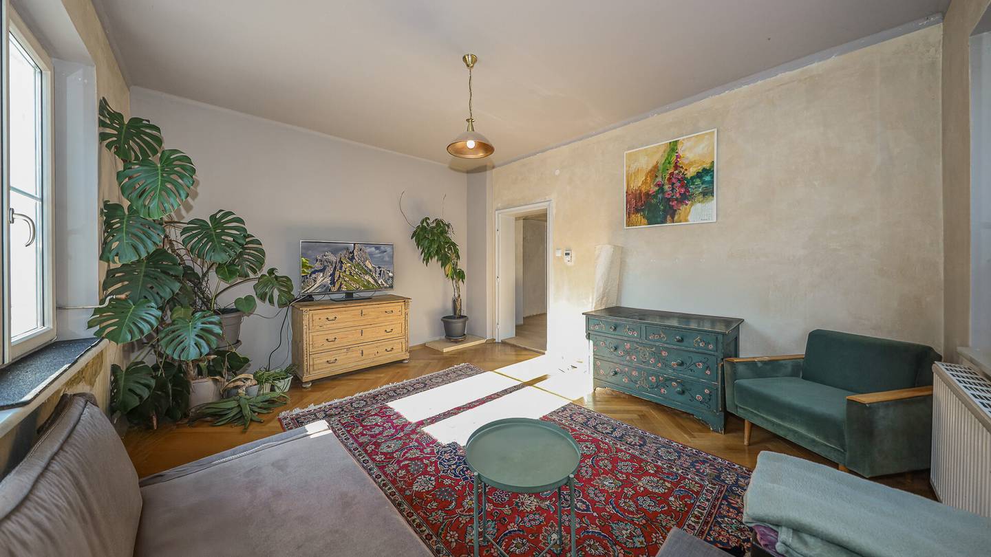 Ground floor apartment with garden and veranda