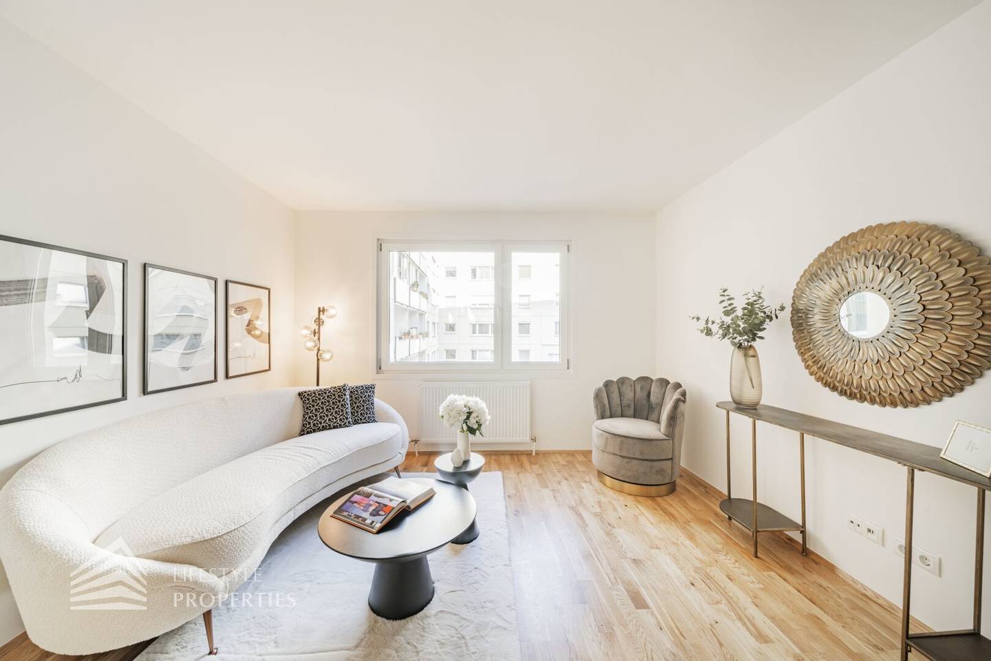 Renovated investor apartment near Belvedere Palace
