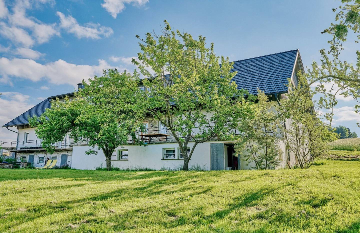 Renovierter Bauernhof mit großem Grundstück und Ausbaureserve