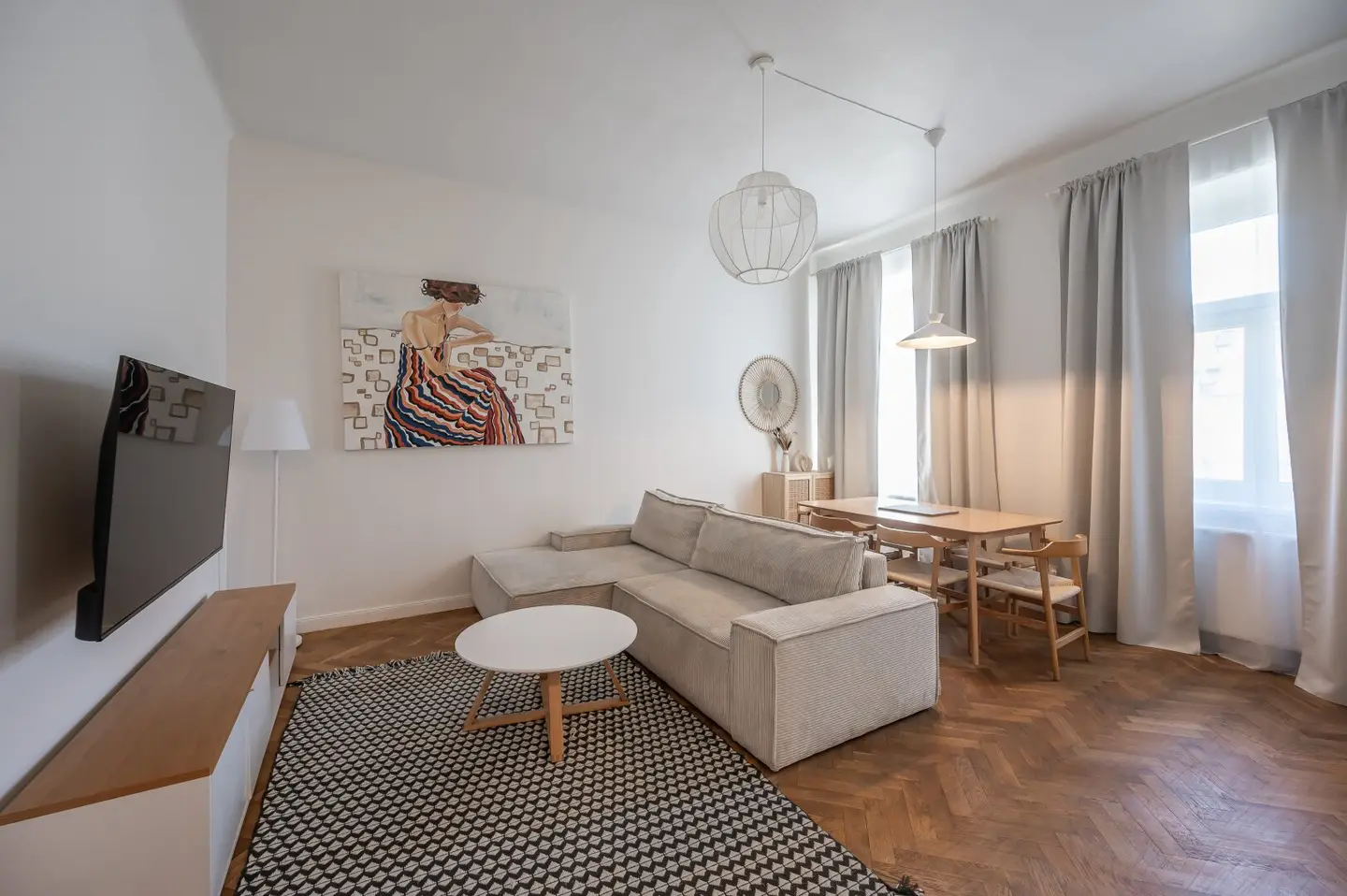 Historic building apartment with elevator at Urban Loritz Platz