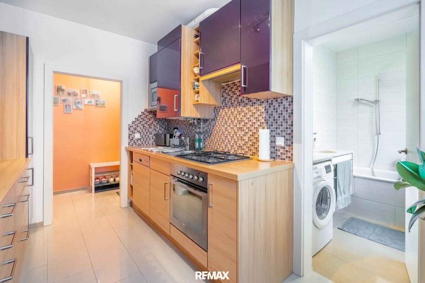 Move in &amp; feel good: Perfectly laid-out 3-room apartment near Lorettowiese