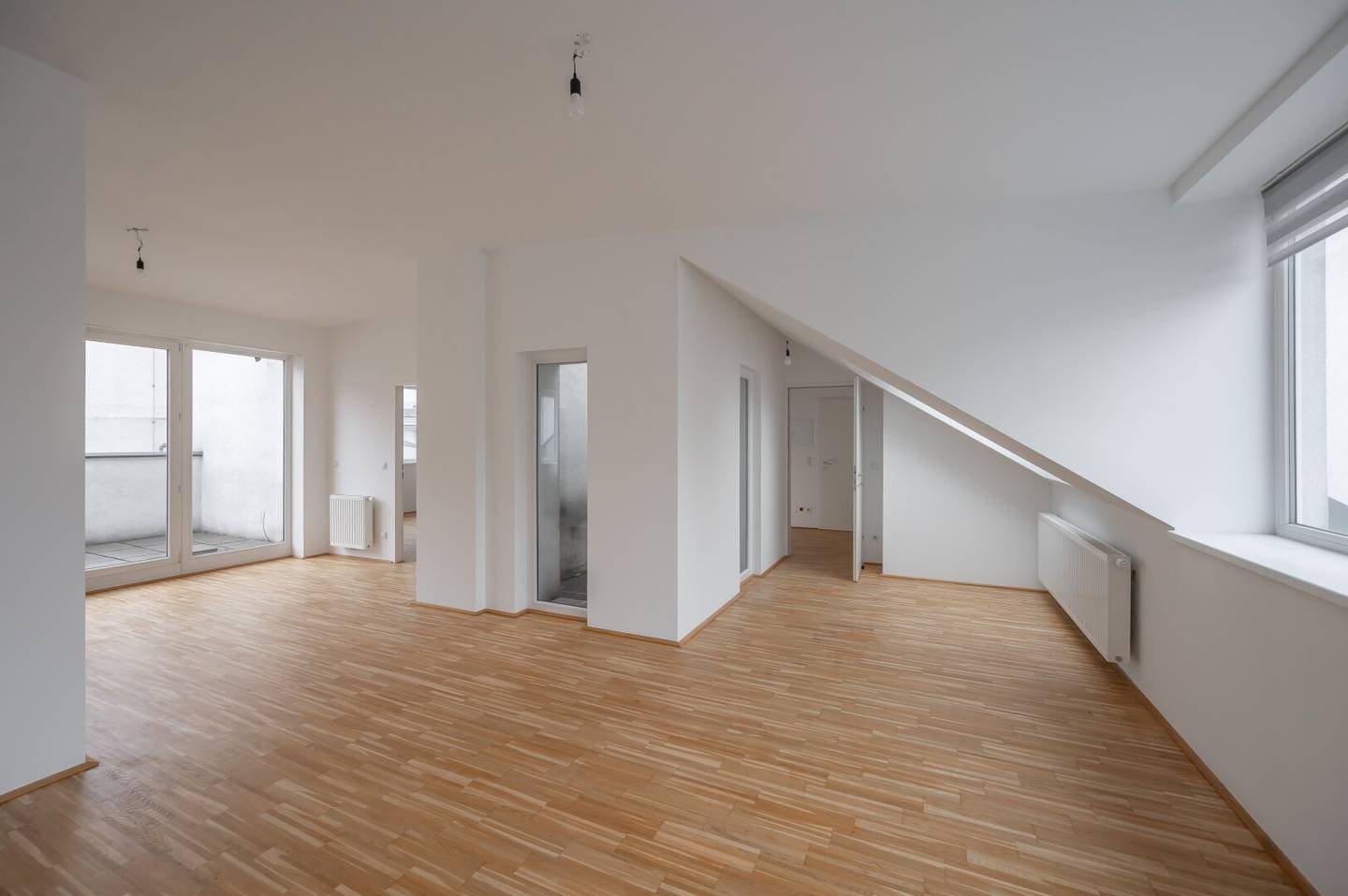 ++NEU++ Exceptional 3-room Penthouse Apartment in a Prime Location – Vienna's 7th District