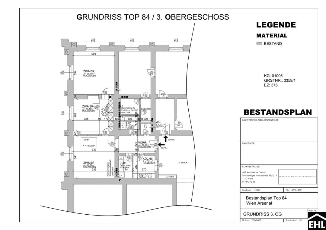 Three bedroom apartment near main station