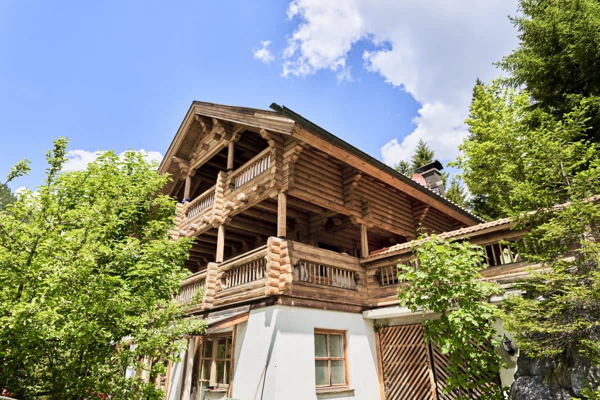 Märchenhaftes Holzblockhaus mit Sauna und Bergblick in Biberwier