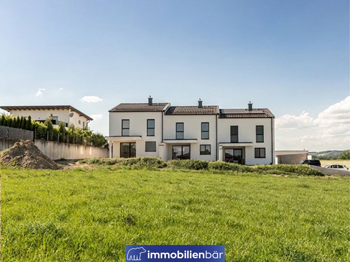 Solides Reihenhaus mit Garten und Terrasse in ruhiger Lage