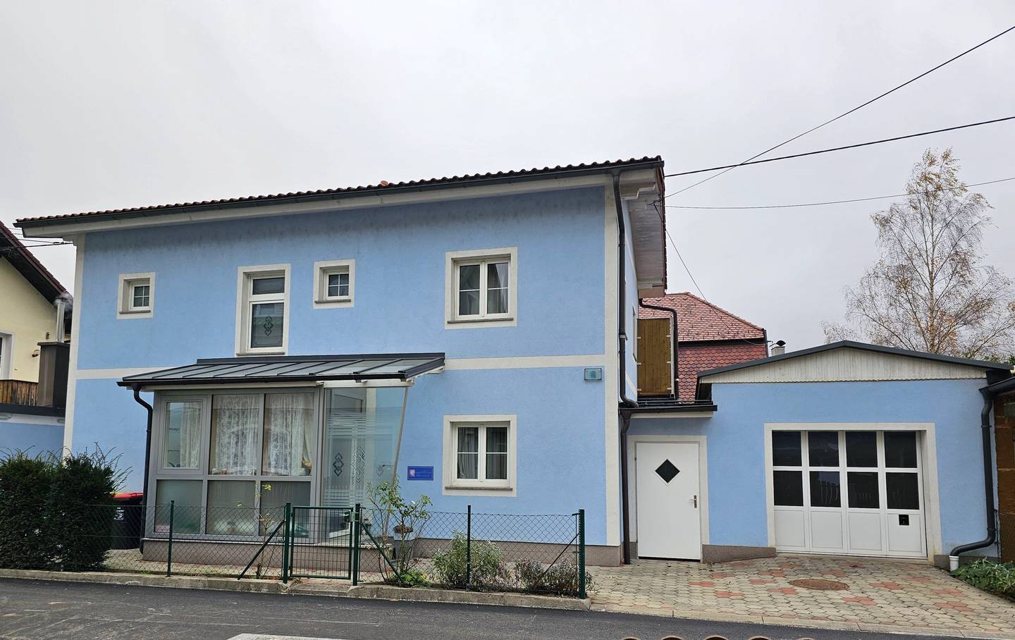 Spacious House with Southeast Terrace and Parking in Ebensee