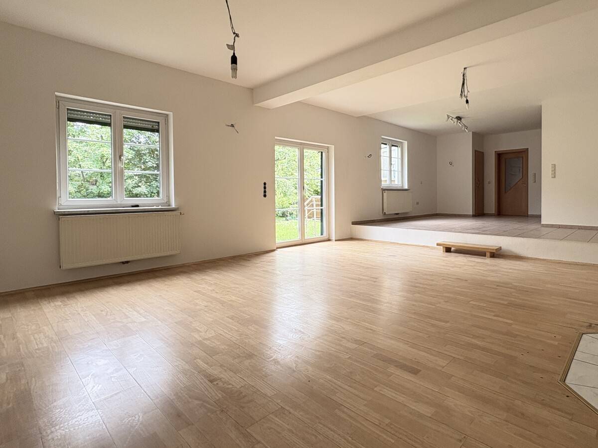 Großzügiges Wohnhaus mit Garten in ruhiger Gösting Lage
