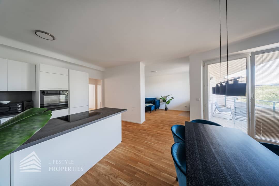 Wohnung mit Loggia und offener Wohnküche nahe Donaukanal