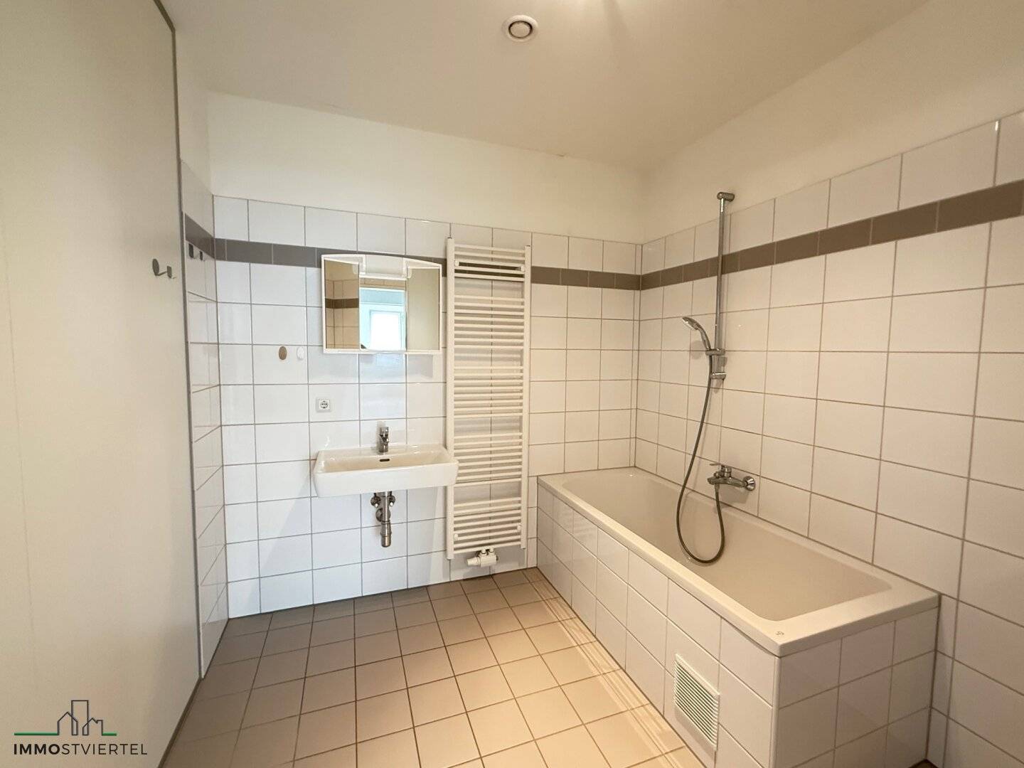 Wohnung mit Balkon und Lift in zentraler Lage