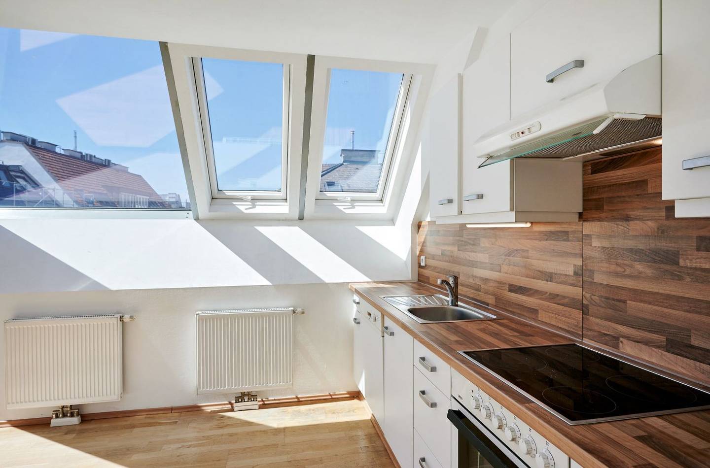 Dachgeschosswohnung hell im Grünen am Türkenschanzpark