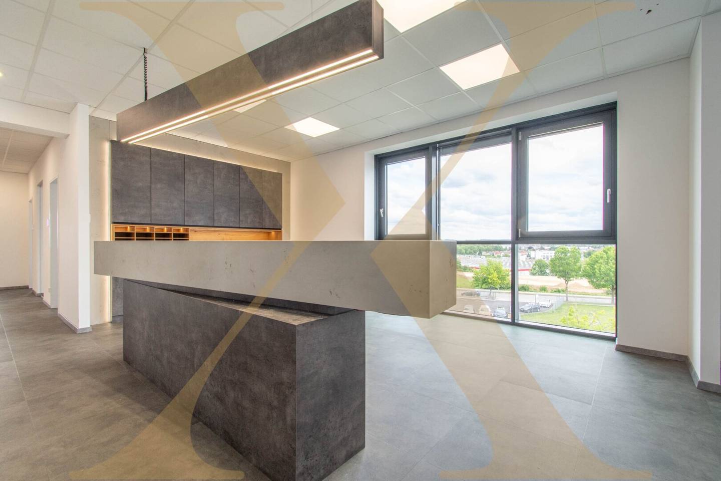 Modern Office Space with Parking and Excellent Transport Links in Leonding