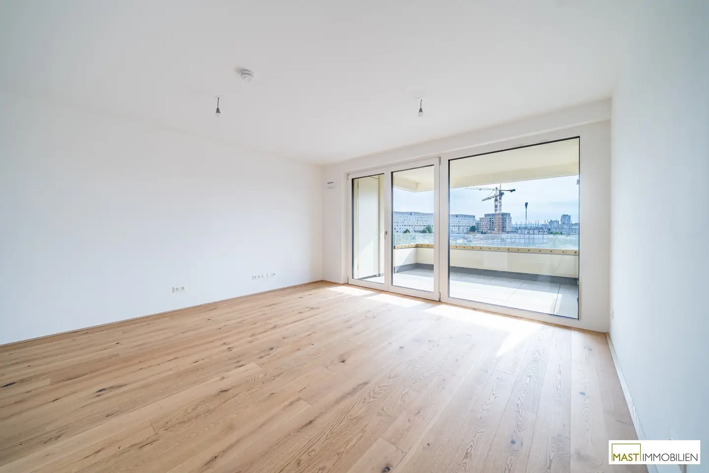 Ready to move in 2-room apartment on the 3rd floor with elevator