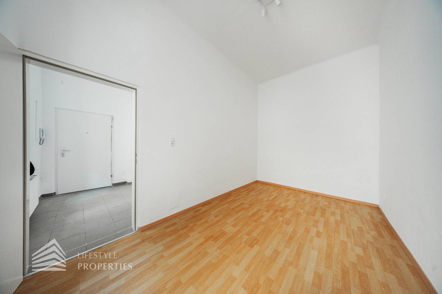 Erdgeschosswohnung nahe Prater modernisiert