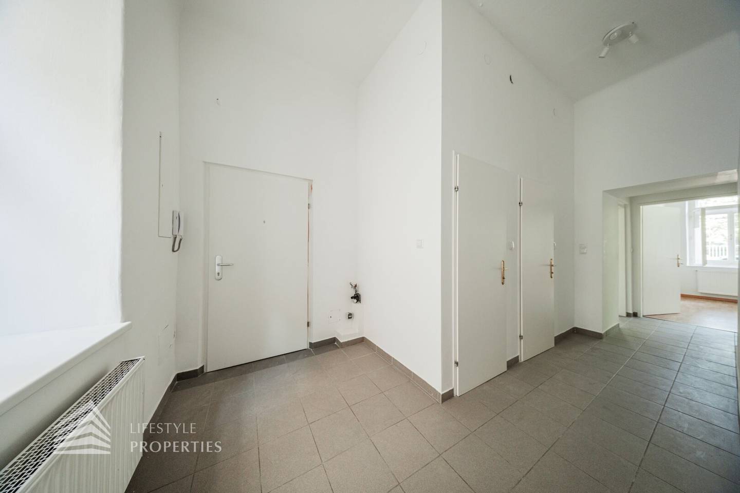 Erdgeschosswohnung nahe Prater modernisiert