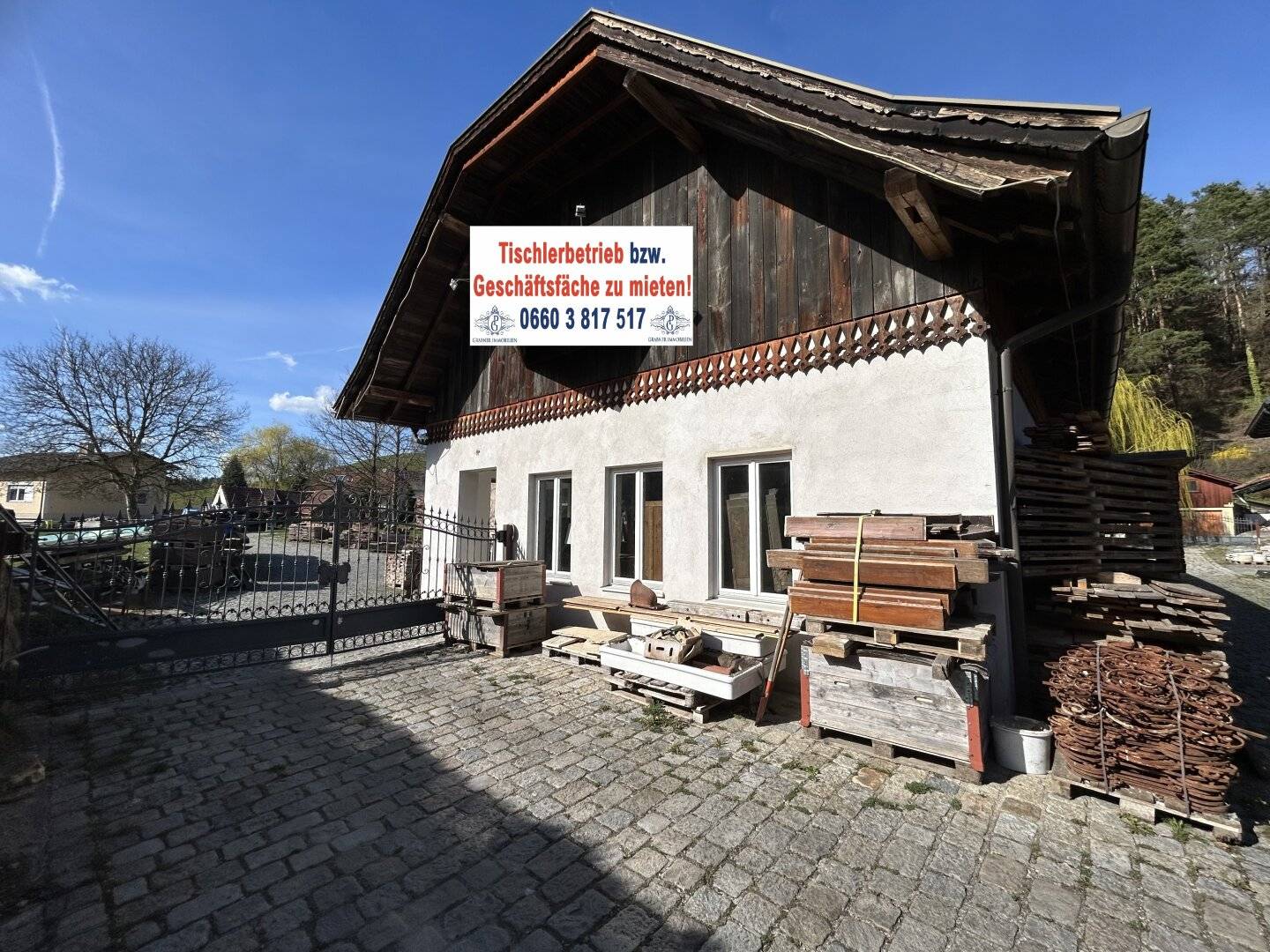 Commercial Space with Workshop Showroom and Storage in Frohnleiten