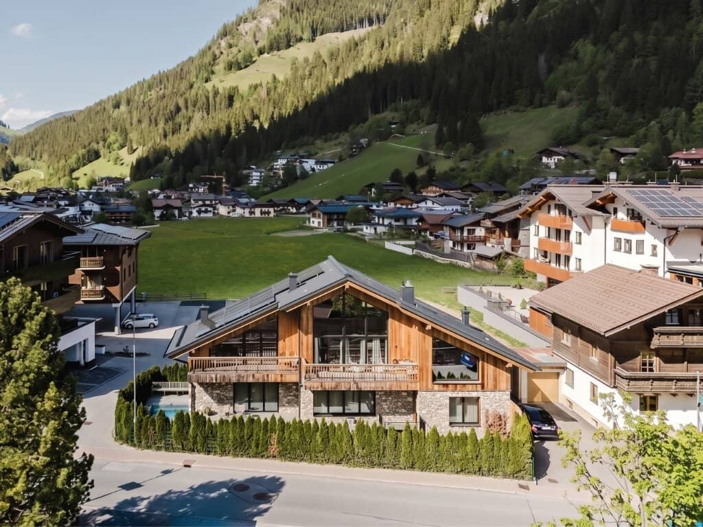 Modernes Chalet mit Pool und Sauna in Großarl