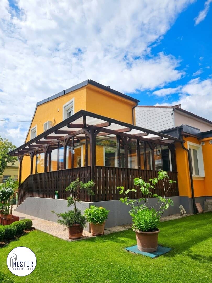 Einfamilienhaus mit Garten und Doppelgarage in Deutsch-Wagram