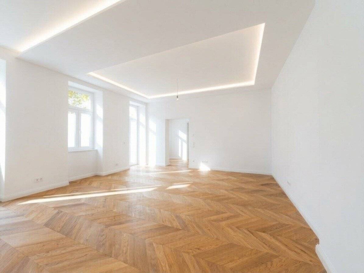 Altbauwohnung mit Balkon und Grünblick in zentraler Lage