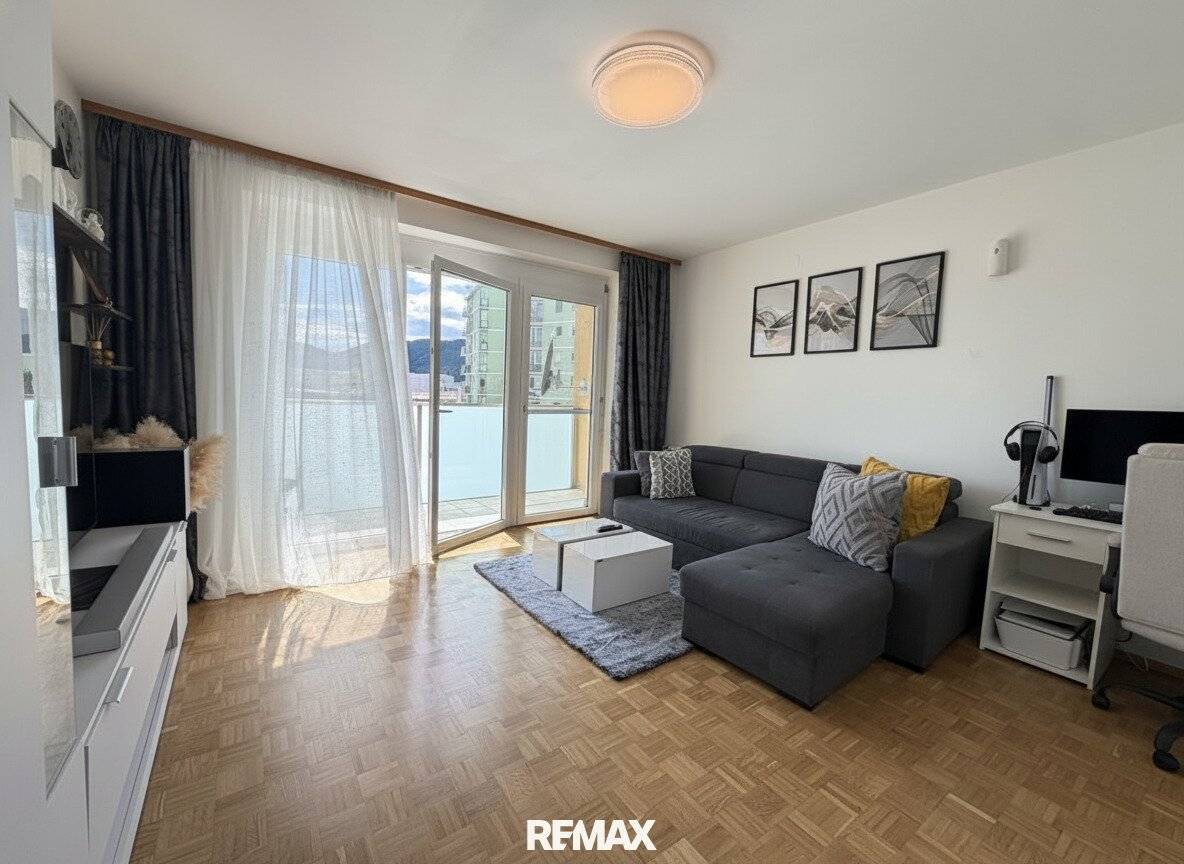 Bright 3-room apartment with two loggias and views in Graz-Lend