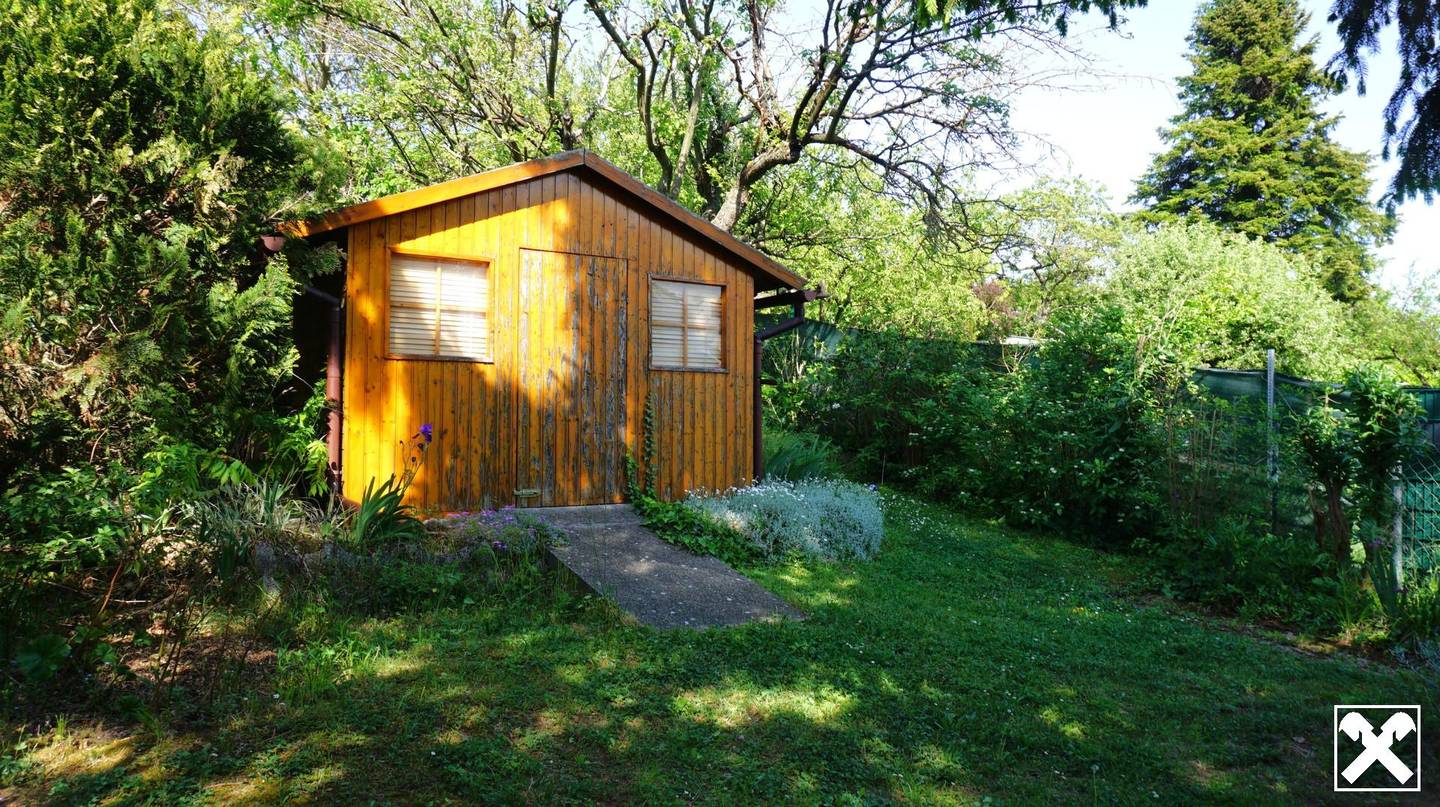 Charmante Doppelhaushälfte mit Garten und zwei Wohneinheiten in Wien-Hietzing