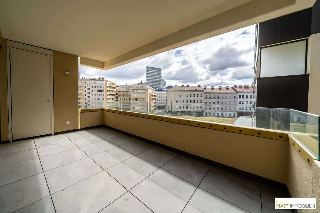 Helle Neubauwohnung mit Loggia und Balkon nahe Hauptbahnhof