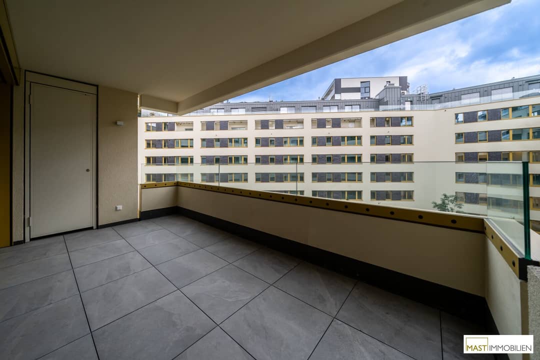 Helle Neubauwohnung mit Balkon und Loggia nahe Hauptbahnhof