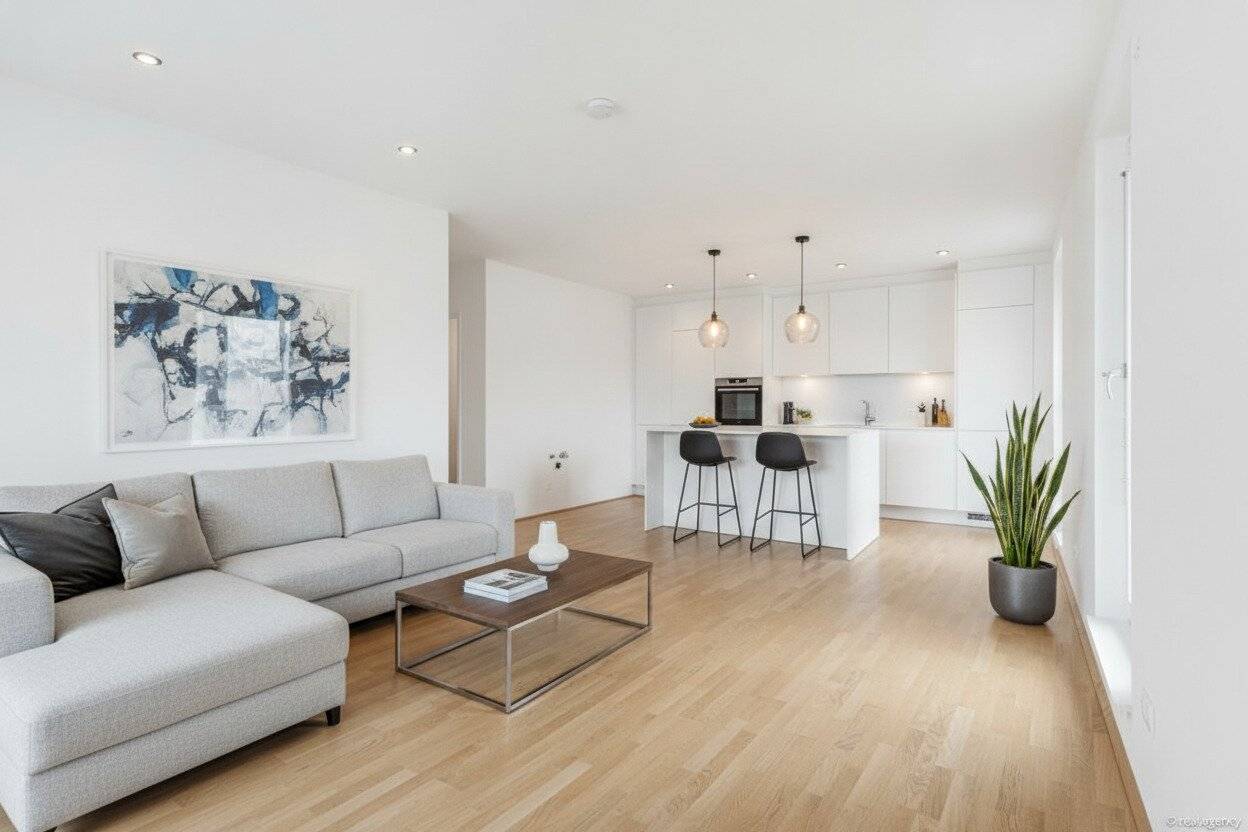 Helle Neubauwohnung mit Balkon und Garten im Viertel Grün